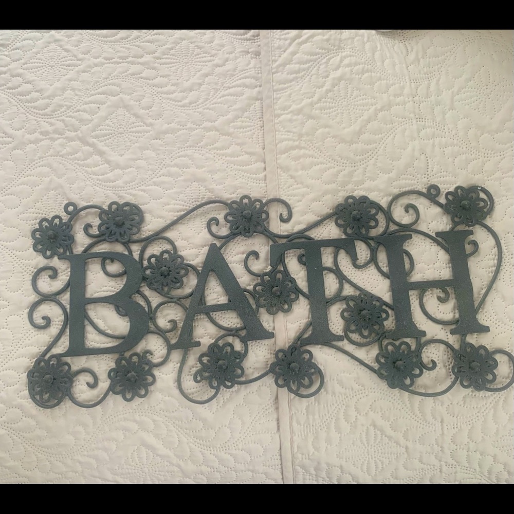 Metal bath sign